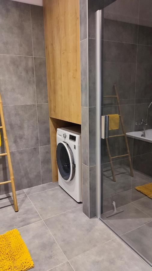 Ltm Apartman Spišská Nová Ves Buitenkant foto