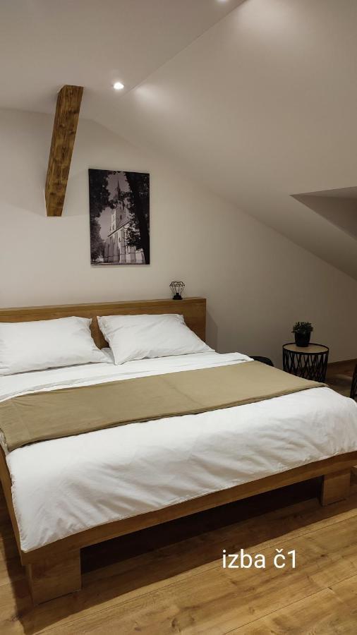 Ltm Apartman Spišská Nová Ves Buitenkant foto
